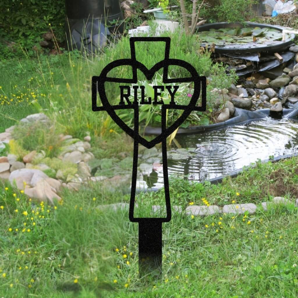 4251. Cross, Heart