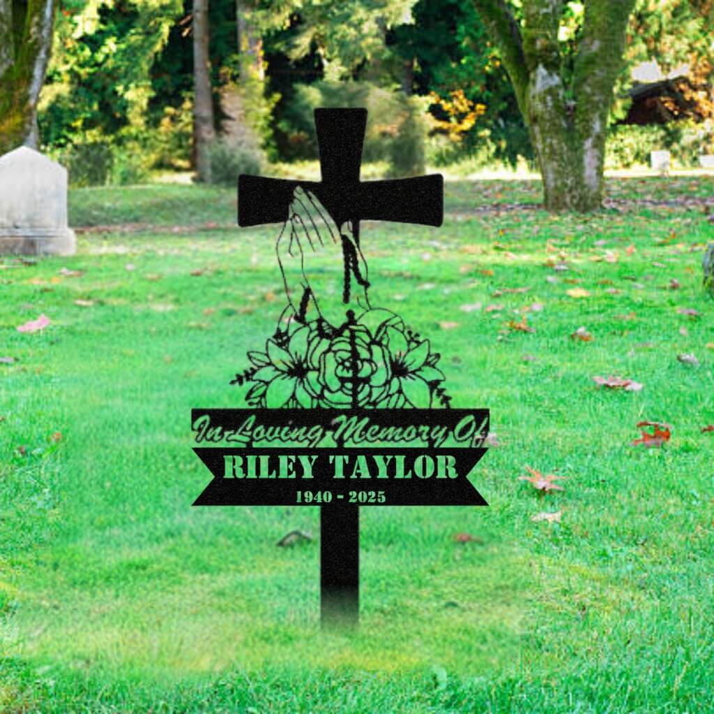 4101. Cross with Prayer Hands, Necklace & Flowers
