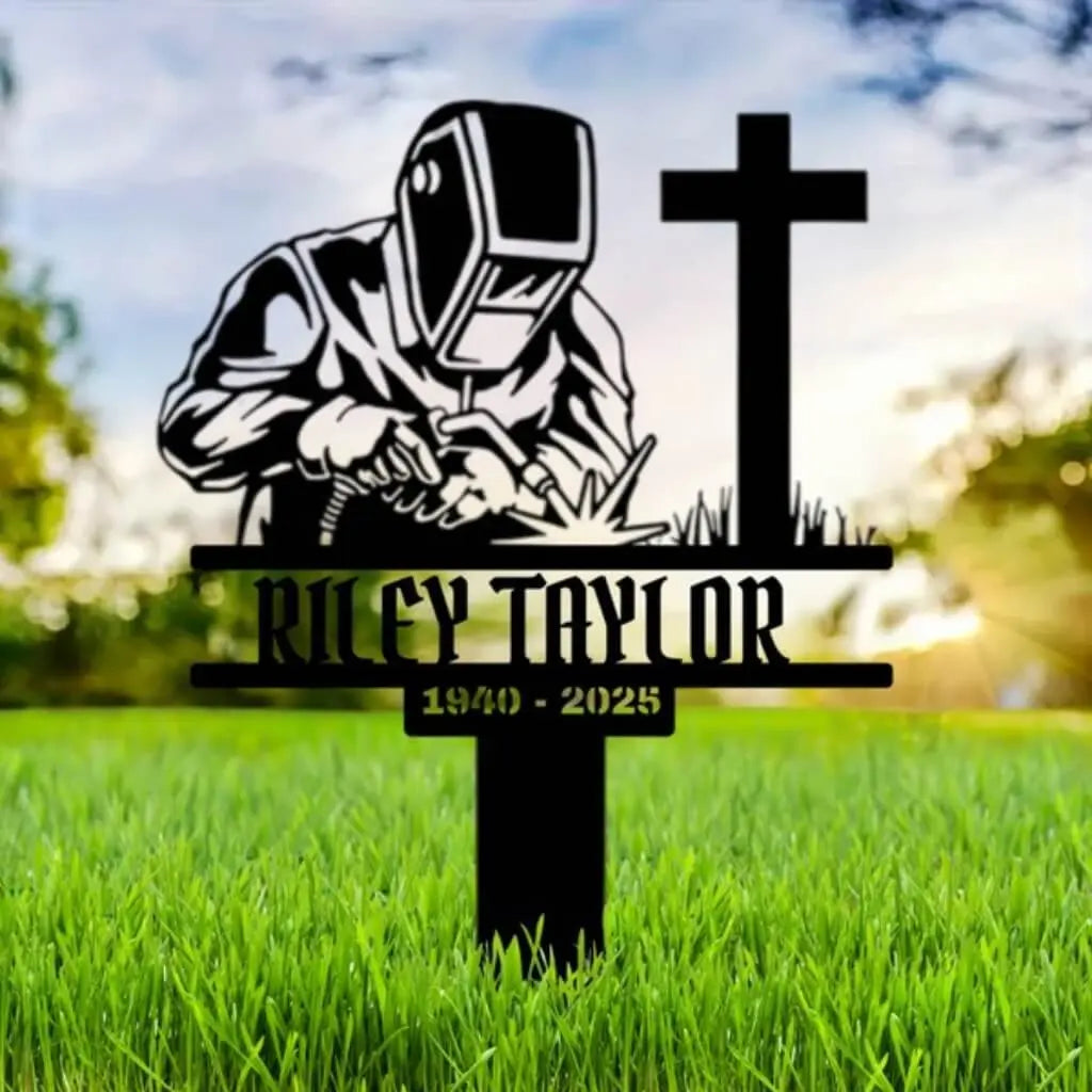 1999.  Welder & Cross
